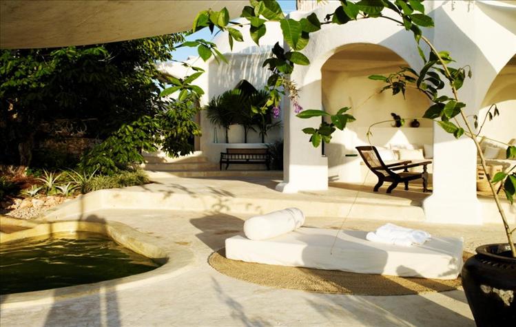 Petit hôtel 5* à Zanzibar
